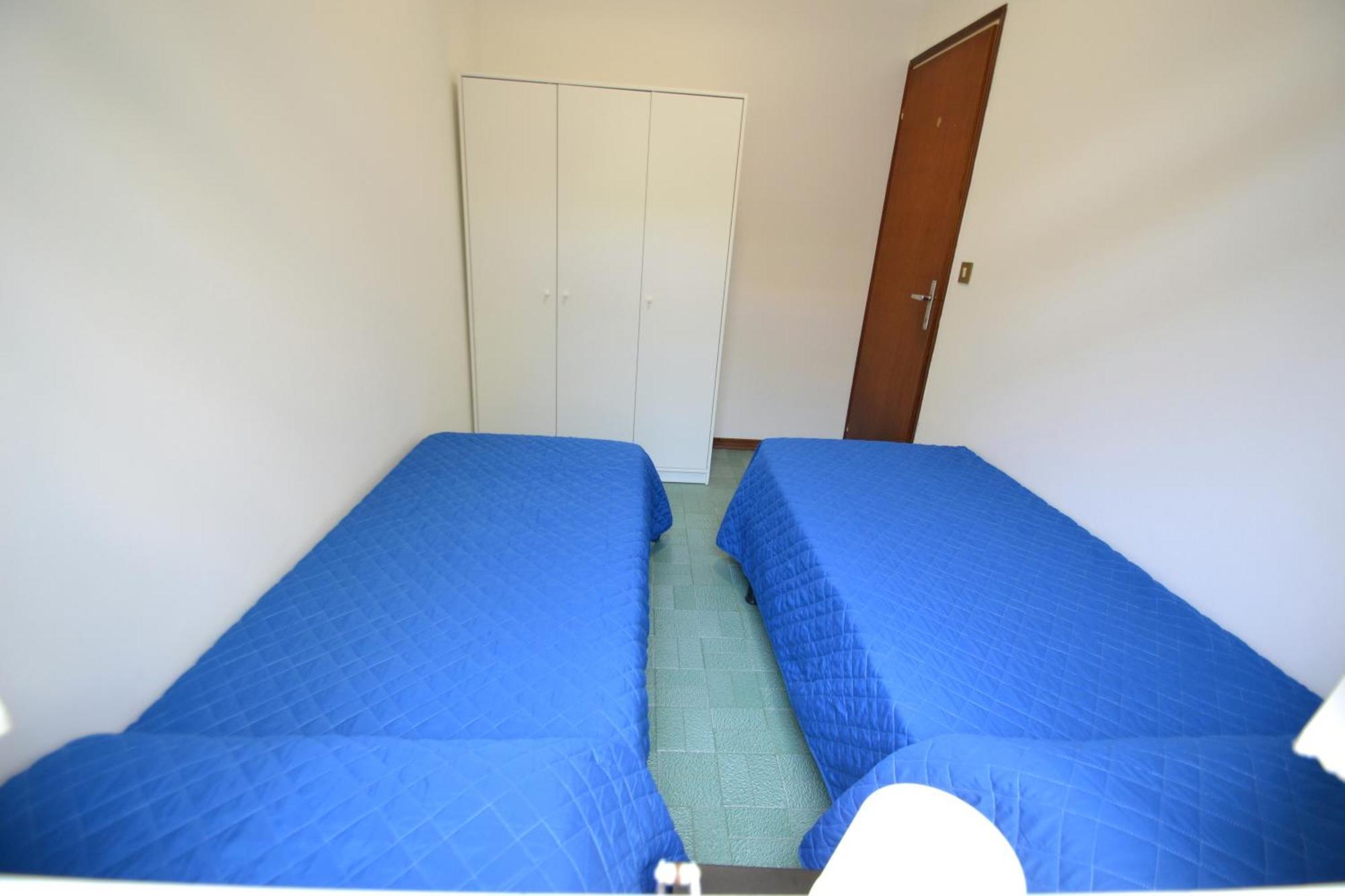 Park Apartment *